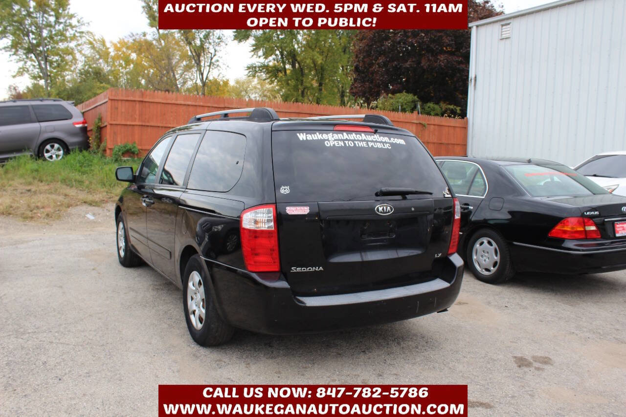 Used 2008 Kia Sedona LX image 6