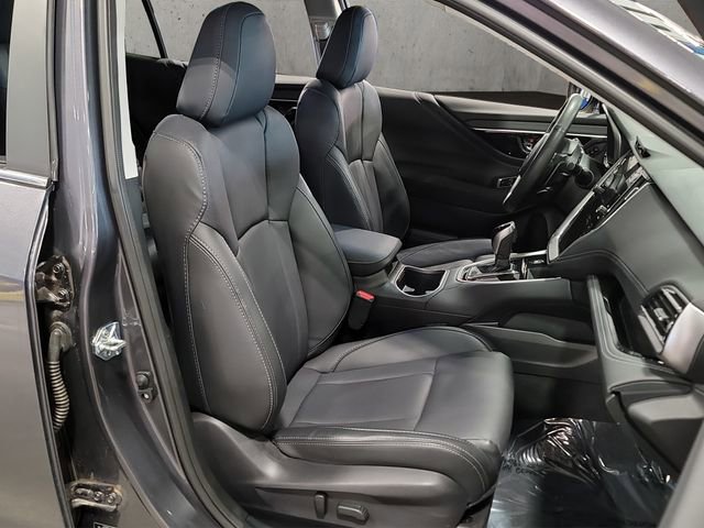 Used 2025 Subaru Outback Limited AWD/4WD image 22