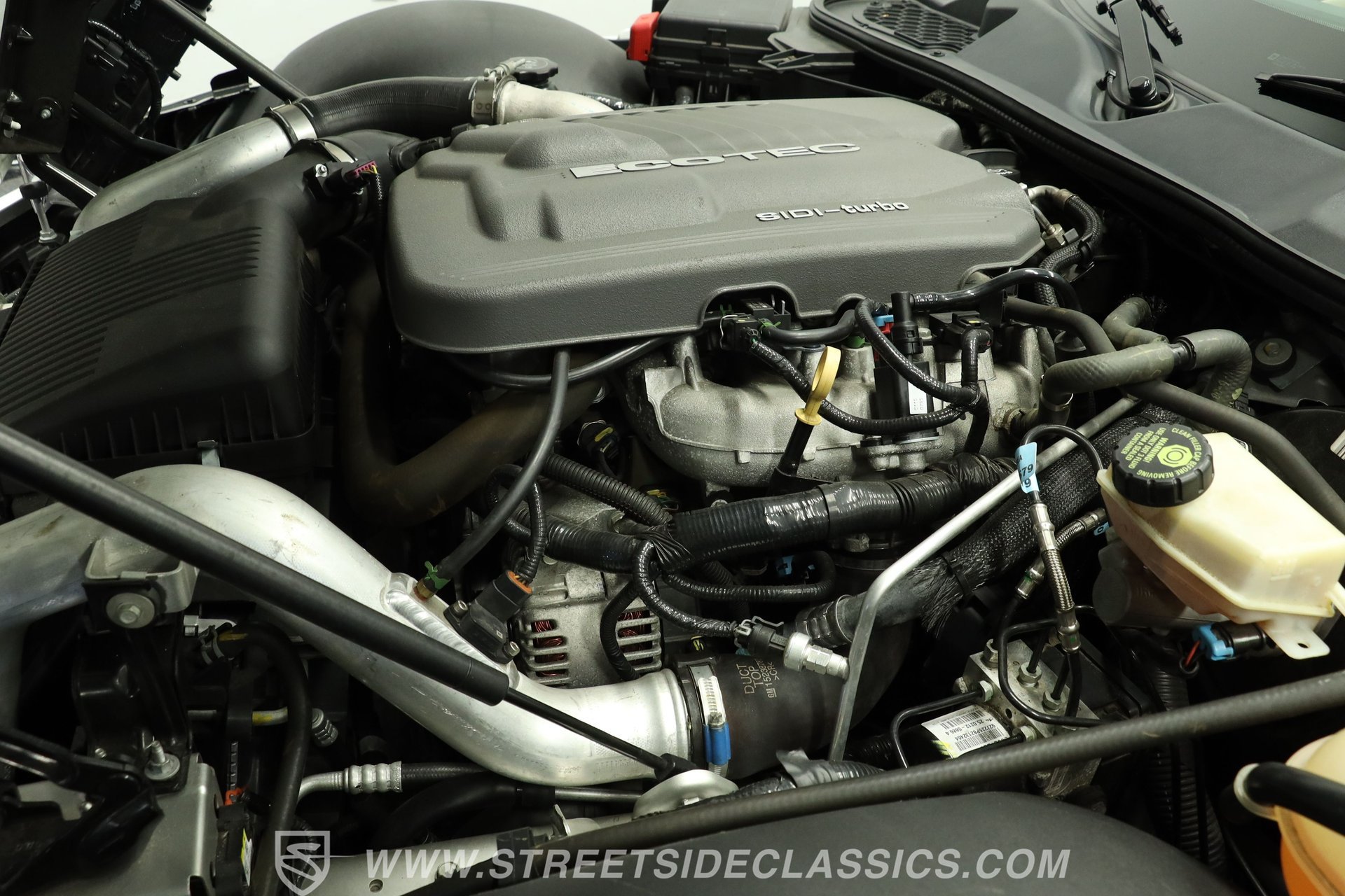 Used 2009 Saturn Sky Red Line RWD image 3