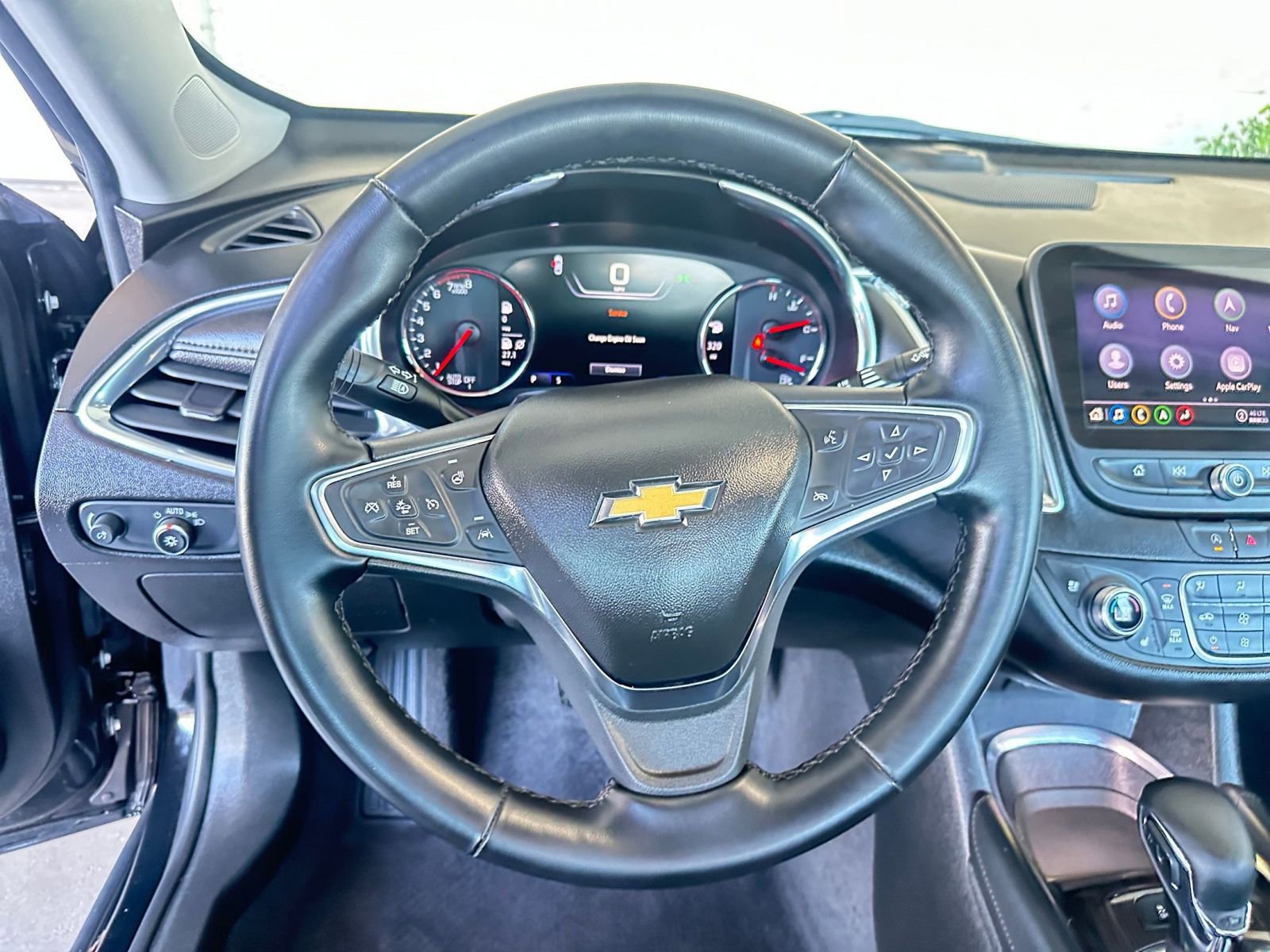 Used 2024 Chevrolet Malibu LT image 28