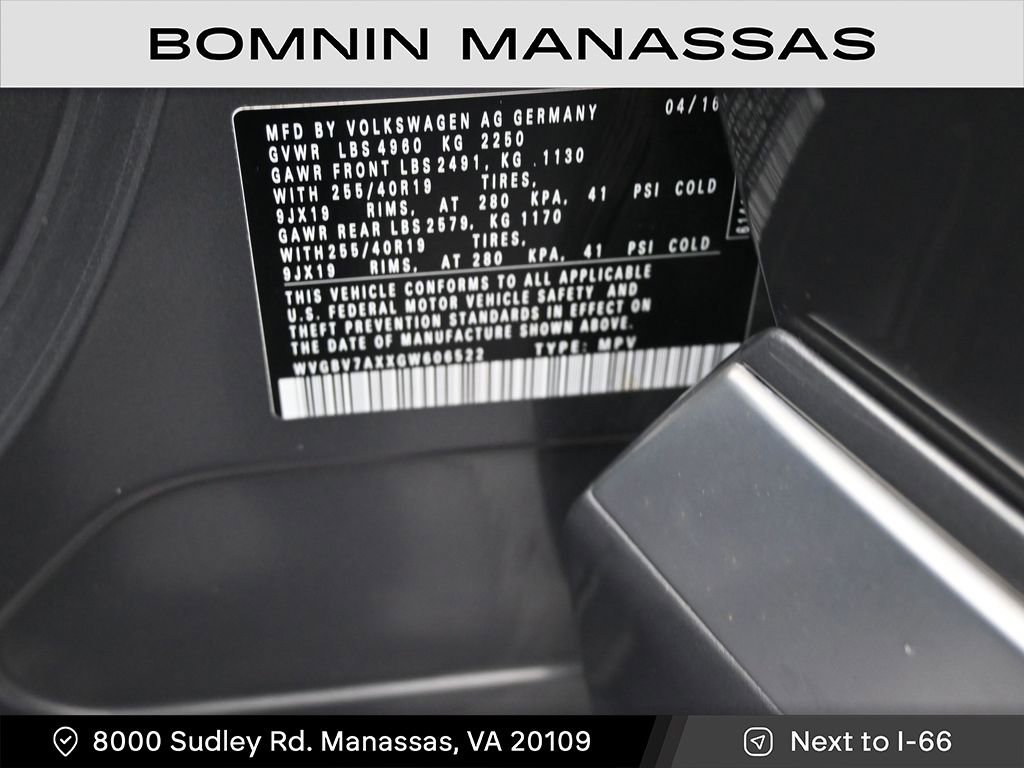 Used 2016 Volkswagen Tiguan R-Line image 16