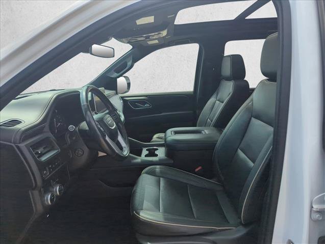 Used 2021 GMC Yukon XL SLT w/ SLT Premium Package RWD image 16