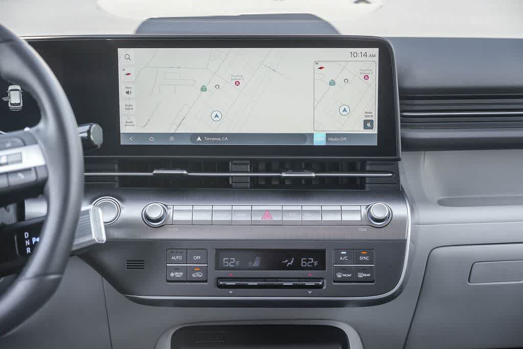 Used 2024 Hyundai Kona SEL FWD image 13