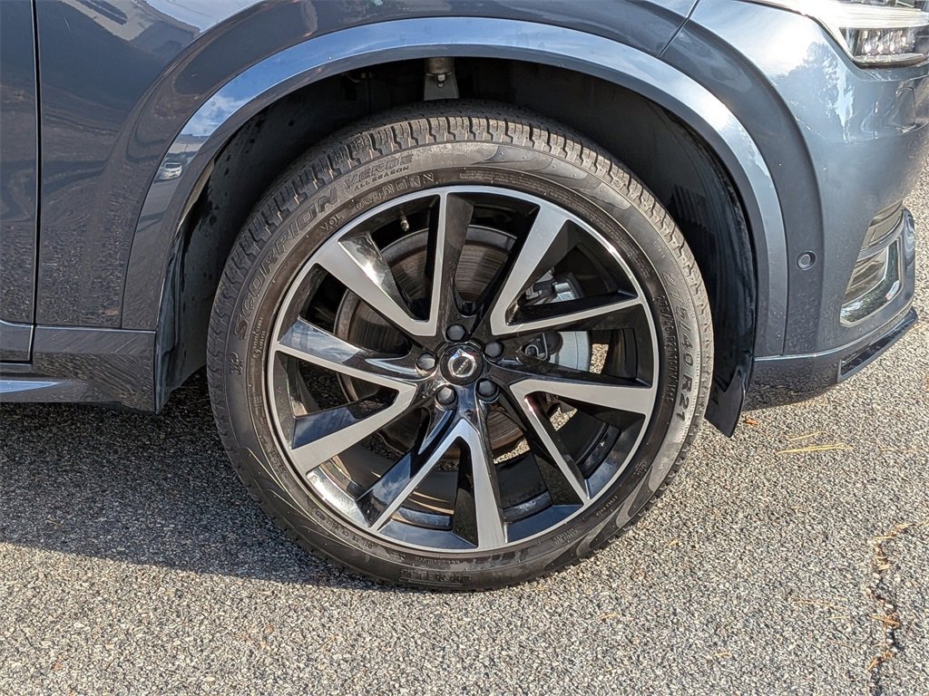 Certified 2024 Volvo XC90 B6 Plus w/ Protection Package Premier image 12