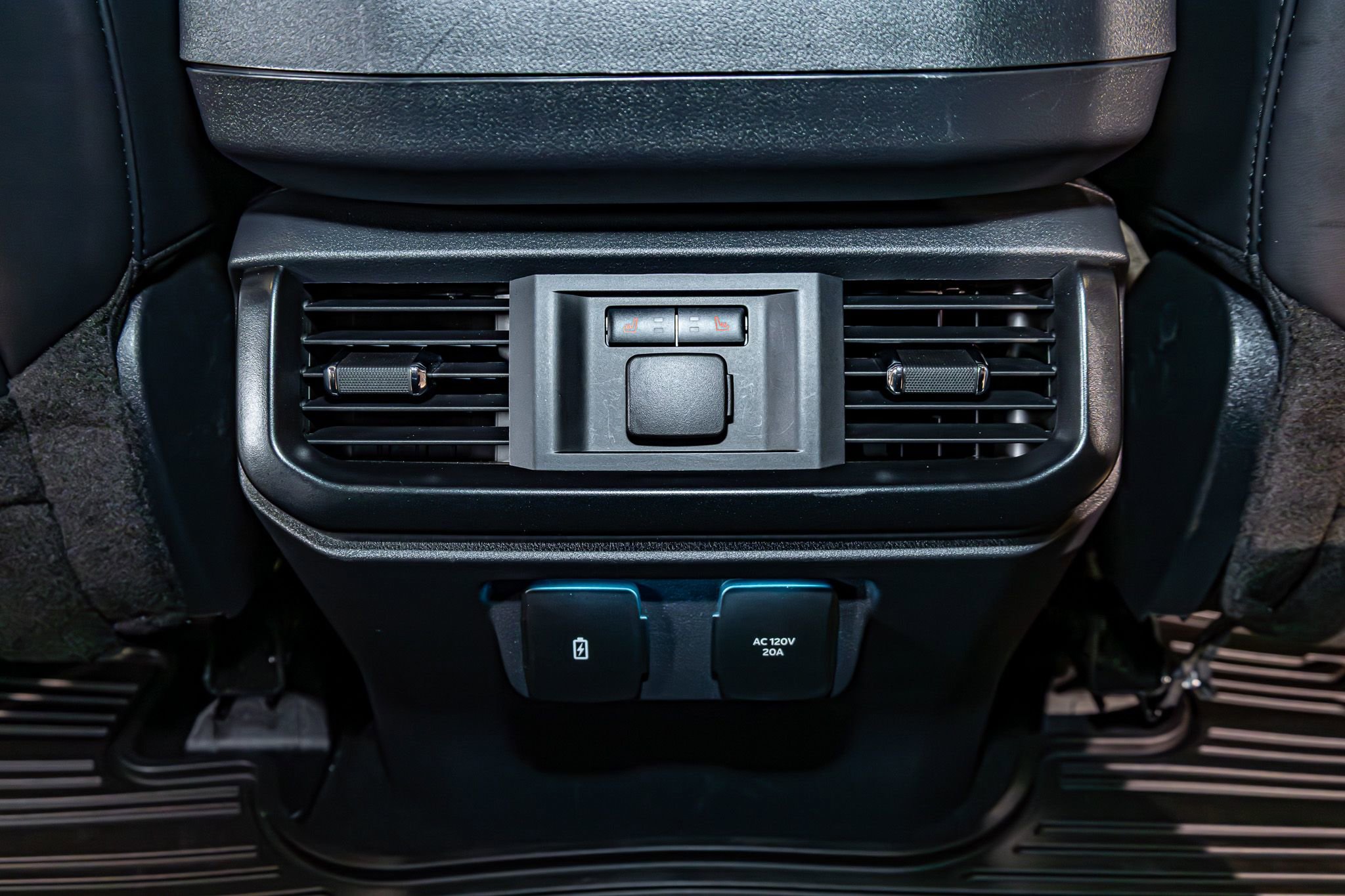 Used 2025 Ford F150 Raptor image 26