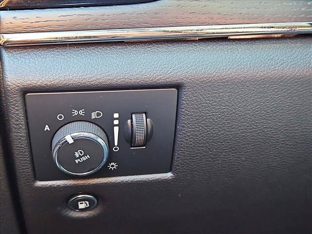 Used 2020 Jeep Grand Cherokee High Altitude AWD/4WD image 13