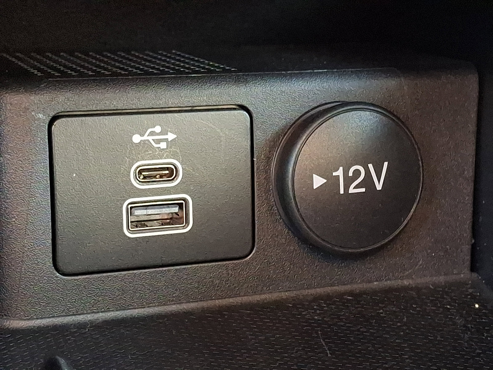 Used 2024 Ford Escape Active image 25