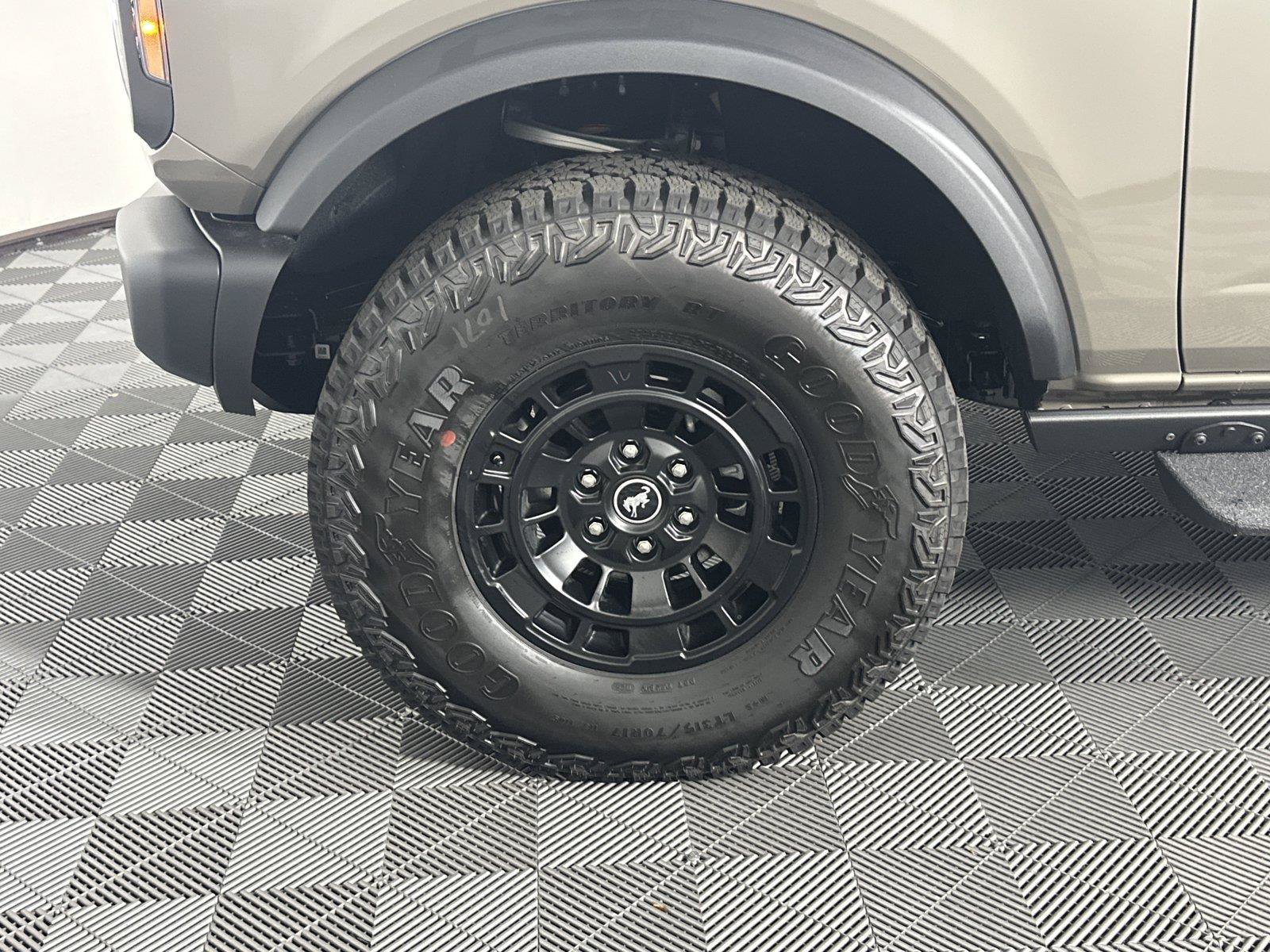 New 2026 Ford Bronco Big Bend w/ Black Diamond Package AWD/4WD image 12