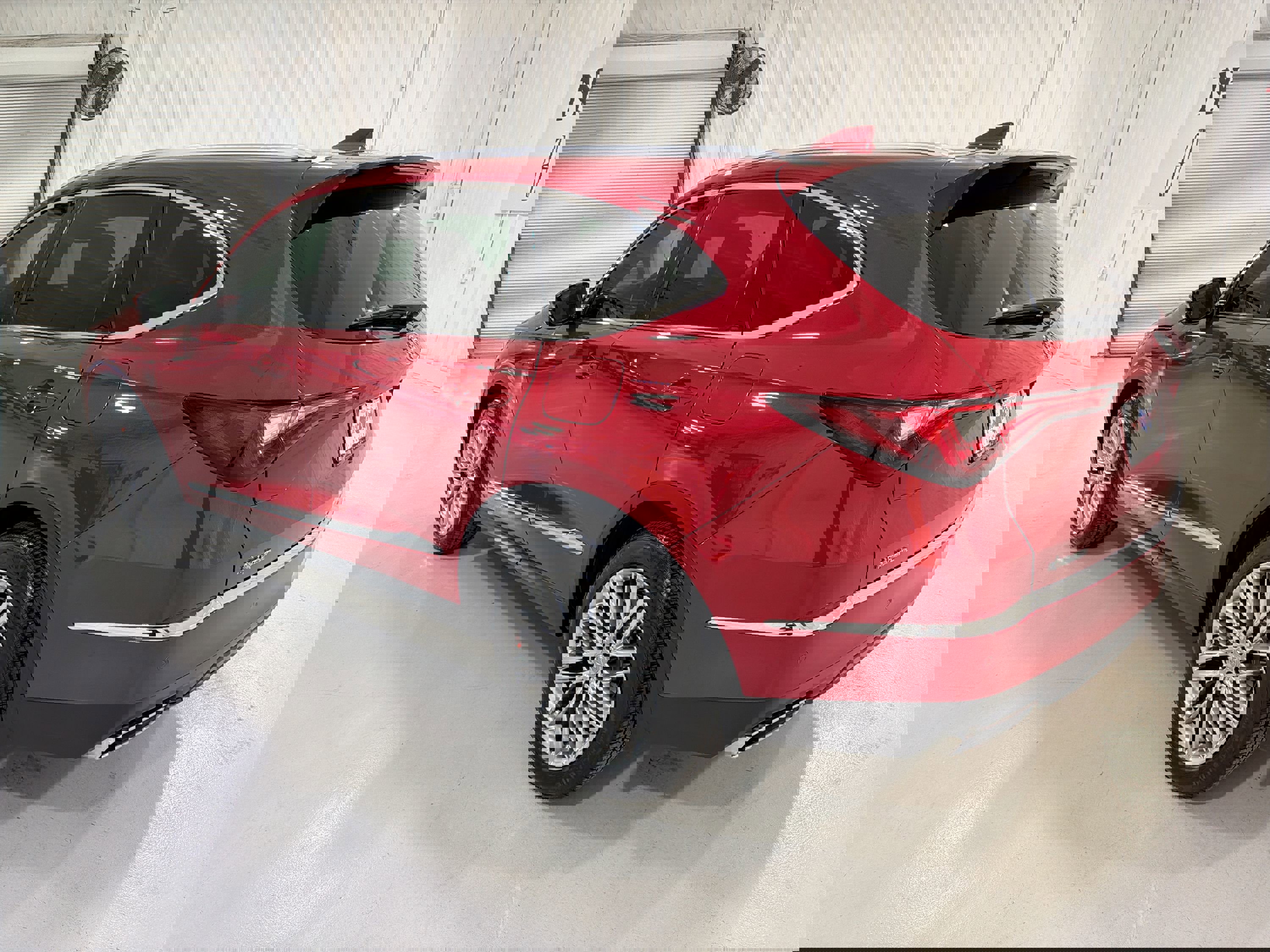 Used 2023 Acura MDX w/Advance Package image 27