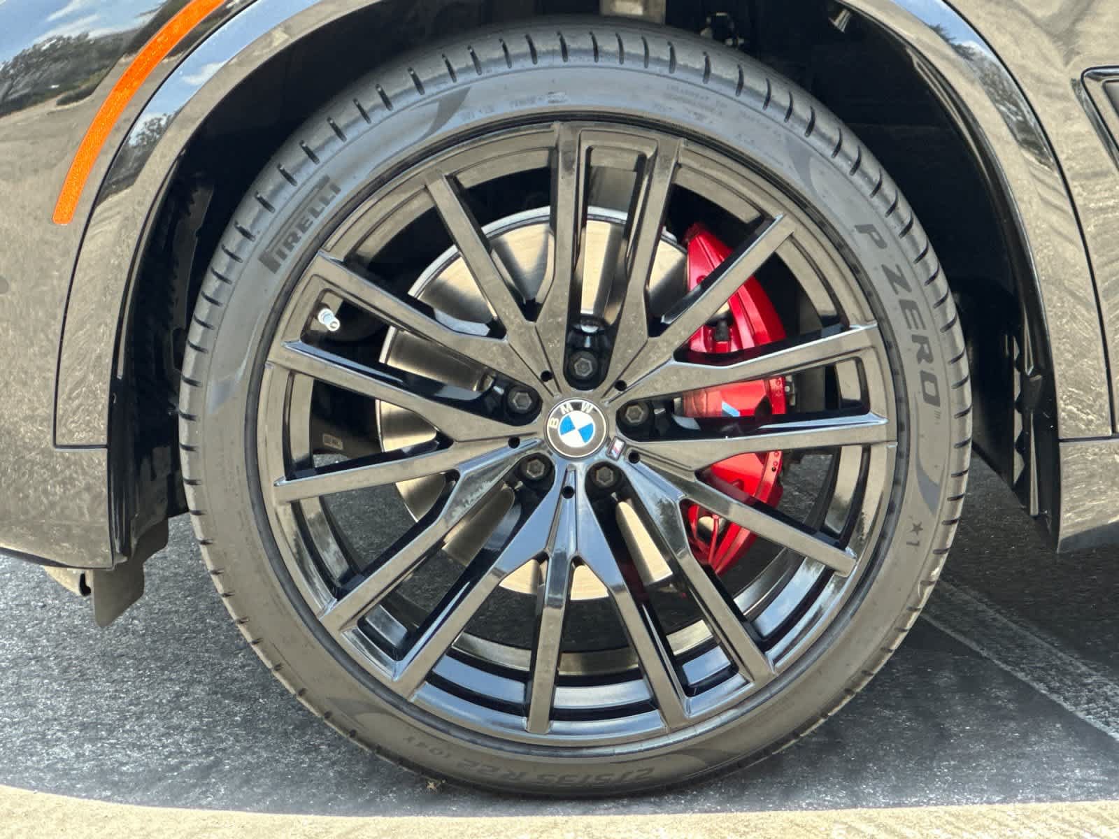 Used 2022 BMW X5 xDrive40i w/ M Sport Package AWD/4WD image 27