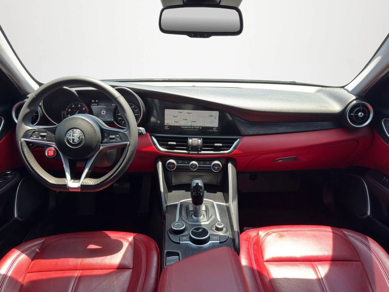Used 2019 Alfa Romeo Giulia RWD image 14