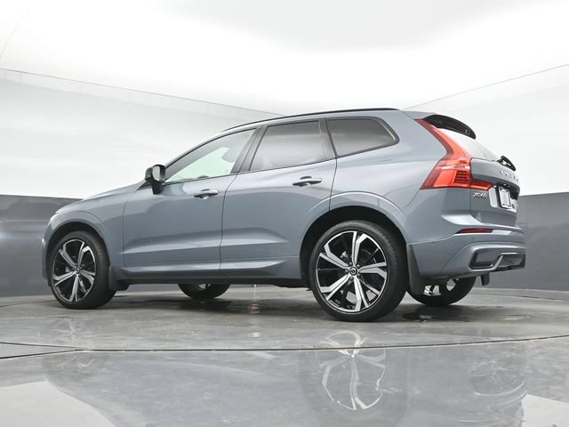 Used 2023 Volvo XC60 B5 Ultimate w/ Climate Package FWD image 15