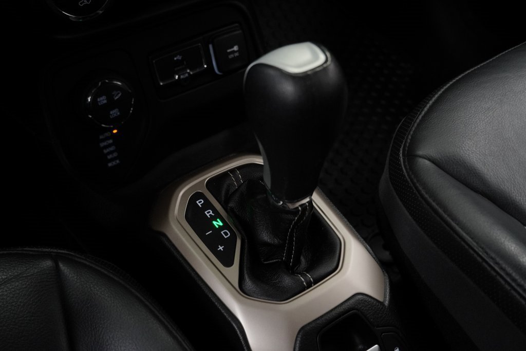Certified 2017 Jeep Renegade Trailhawk image 40