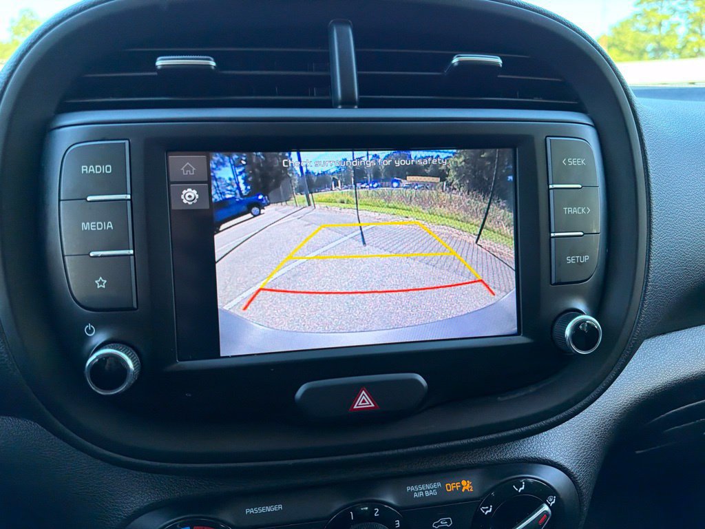 Used 2022 Kia Soul LX FWD image 10