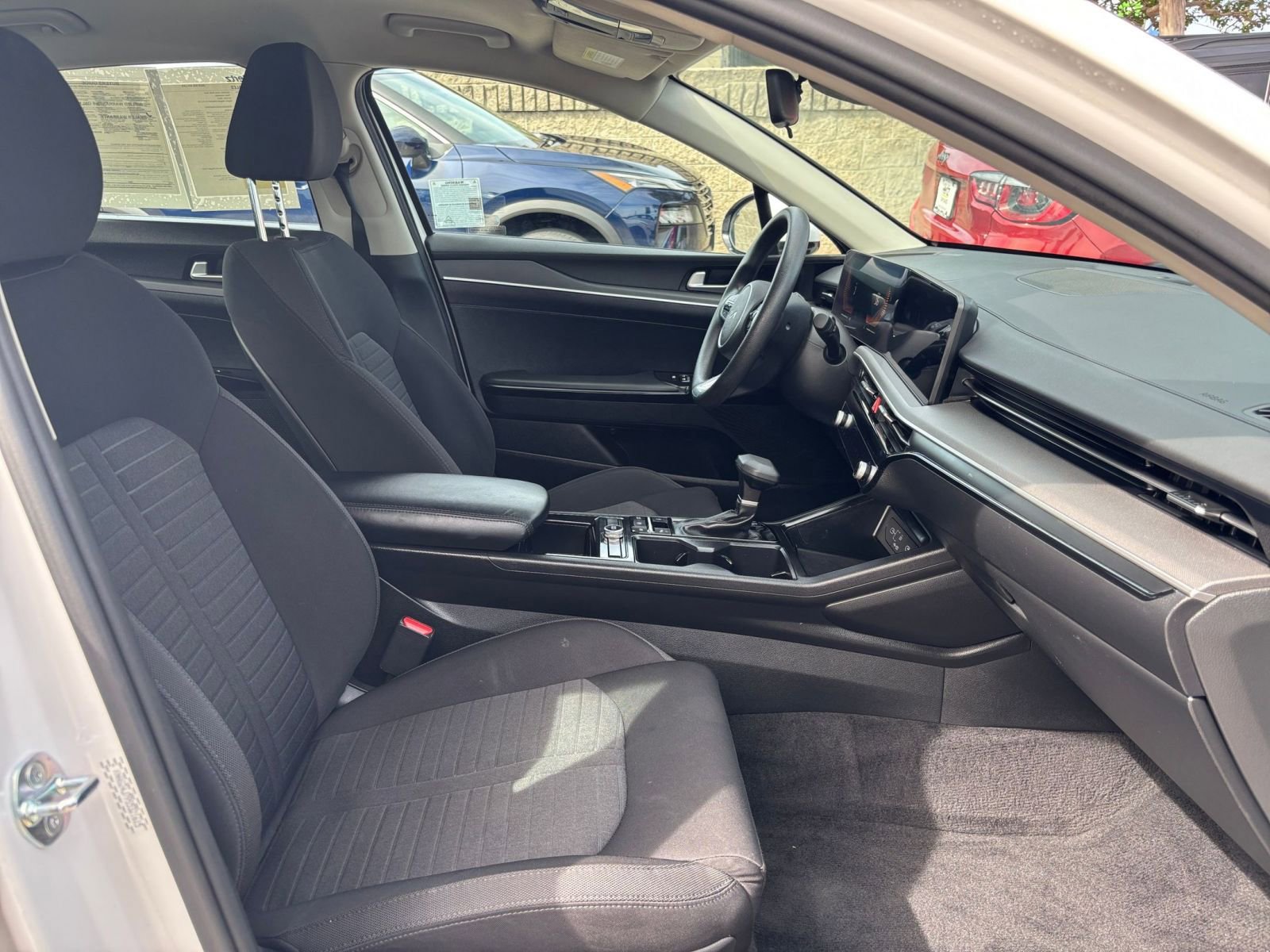 Used 2025 Kia K5 LXS image 36