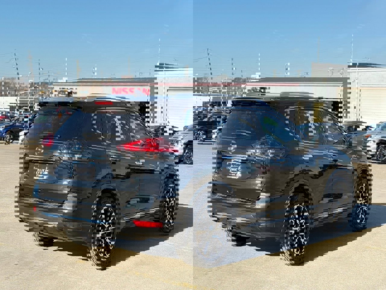 Used 2017 Nissan Rogue SL w/ SL Premium Package image 7