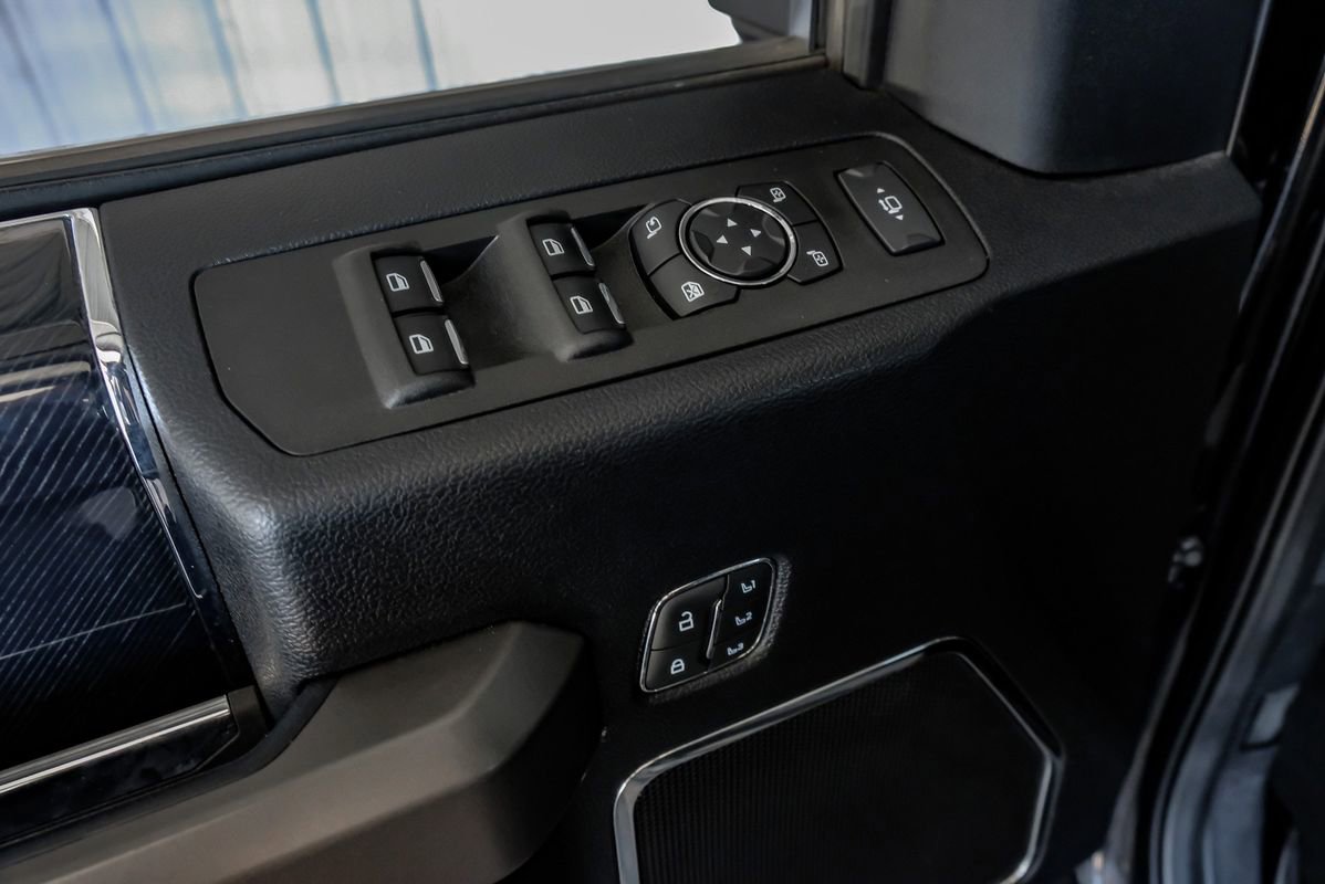 Used 2020 Ford F250 Platinum w/ FX4 Off-Road Package image 45