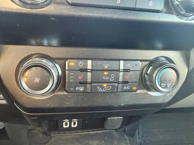 Used 2019 Ford F150 XLT w/ Equipment Group 302A Luxury AWD/4WD image 17