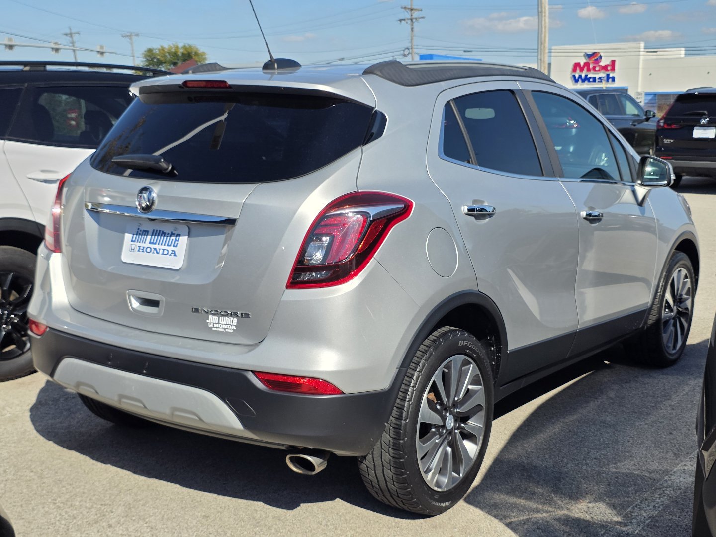 Used 2019 Buick Encore Essence FWD image 6