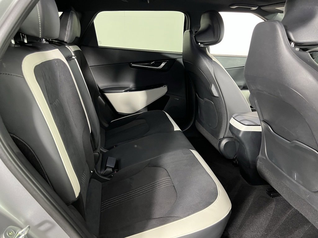Used 2023 Kia EV6 GT-Line w/ GT-Line Suede Seat Package image 31