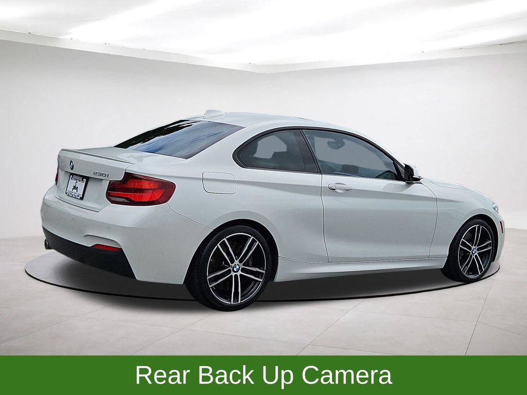Used 2021 BMW 230i Coupe w/ M Sport Package RWD image 7