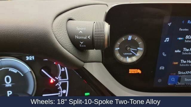 Used 2025 Lexus ES 300h w/ Technology Package image 41