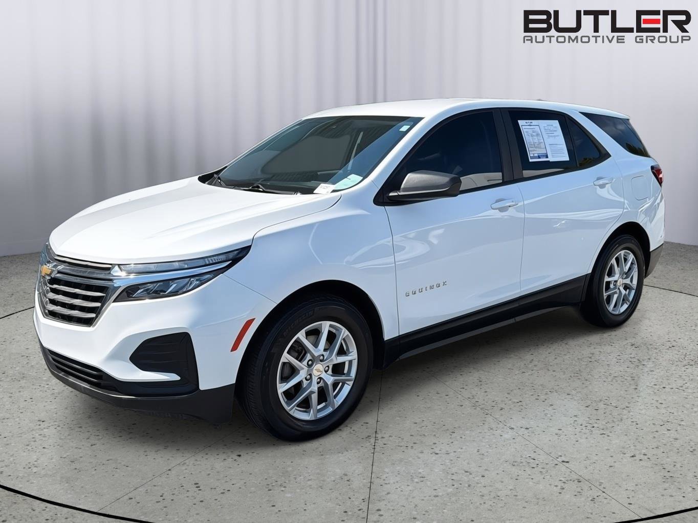 Used 2023 Chevrolet Equinox LS w/ LS Convenience Package FWD image 1
