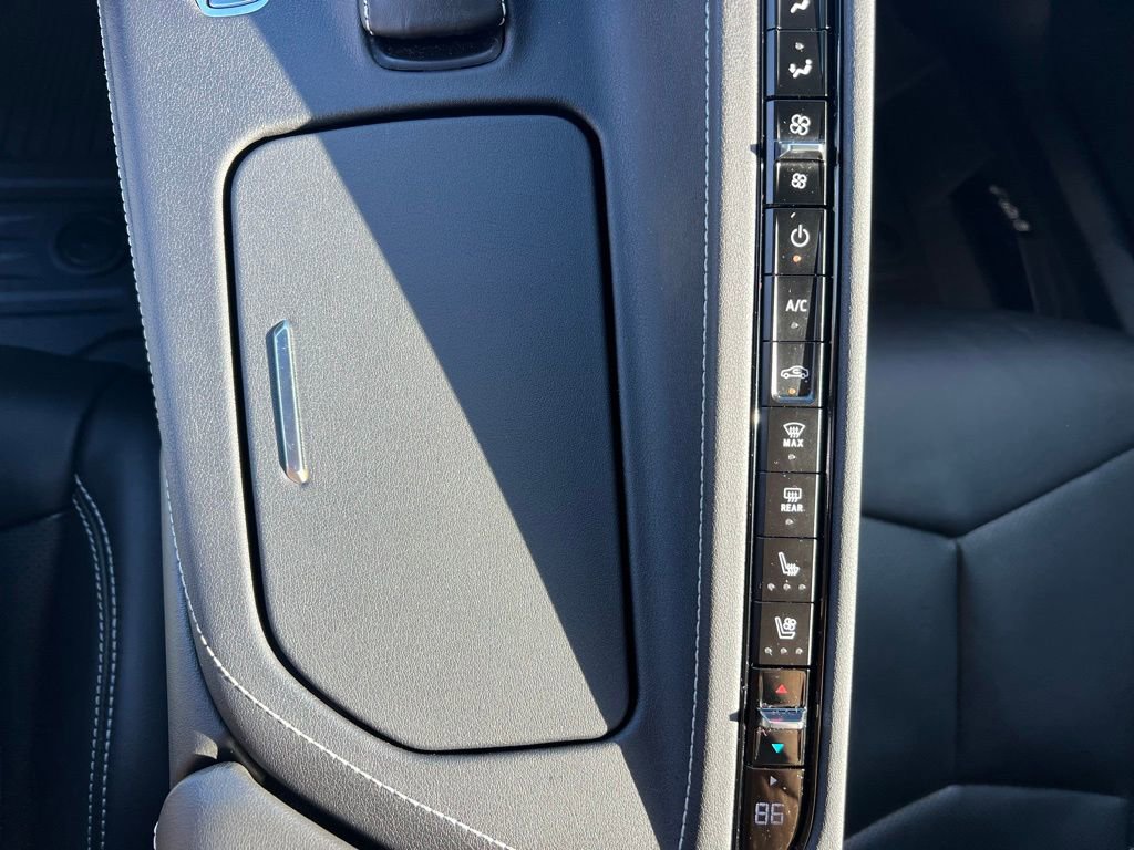 Used 2023 Chevrolet Corvette Stingray Preferred Cpe w/ Stealth Interior Trim Package image 32