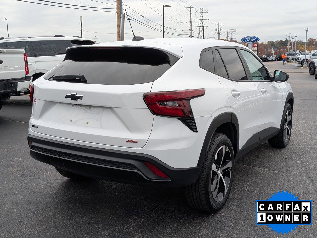 Used 2024 Chevrolet Trax RS w/ Sunroof Package image 4