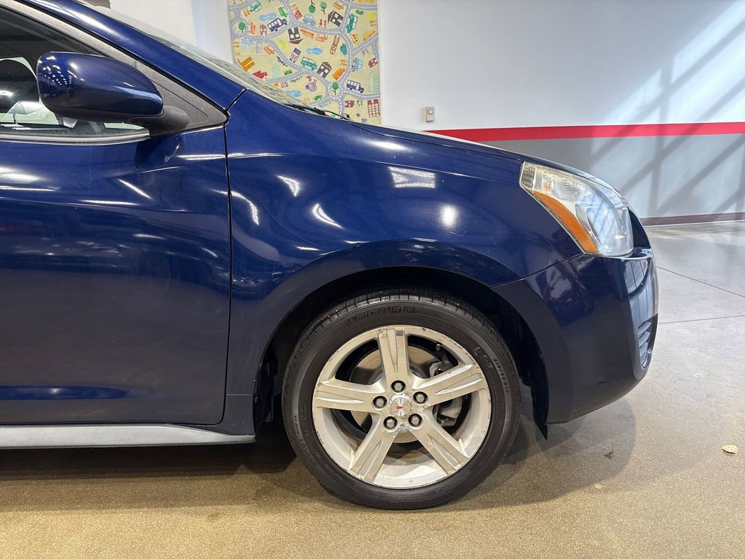Used 2010 Pontiac Vibe AWD w/ Sun And Sound Package image 40