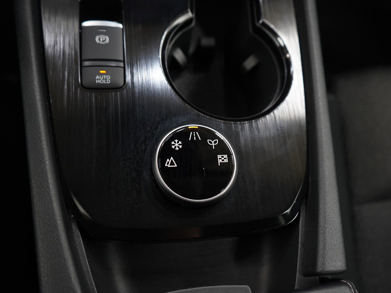 Used 2025 Nissan Rogue SV image 26