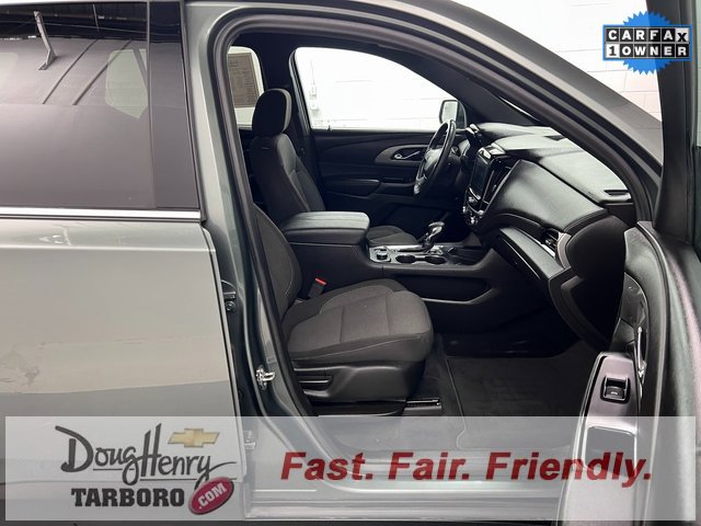 Used 2022 Chevrolet Traverse LT image 45