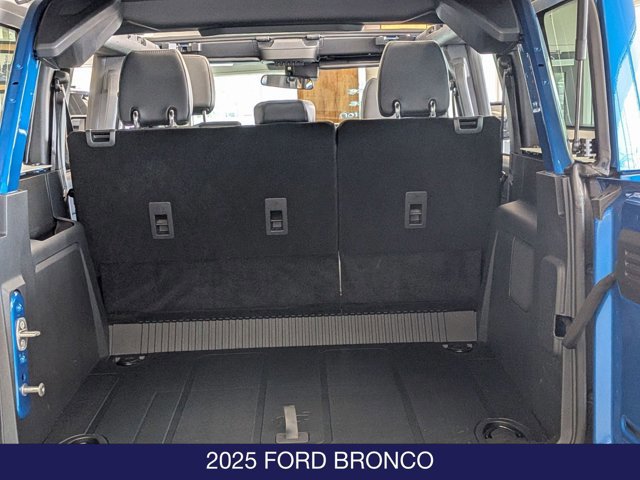 Certified 2025 Ford Bronco Badlands AWD/4WD image 8