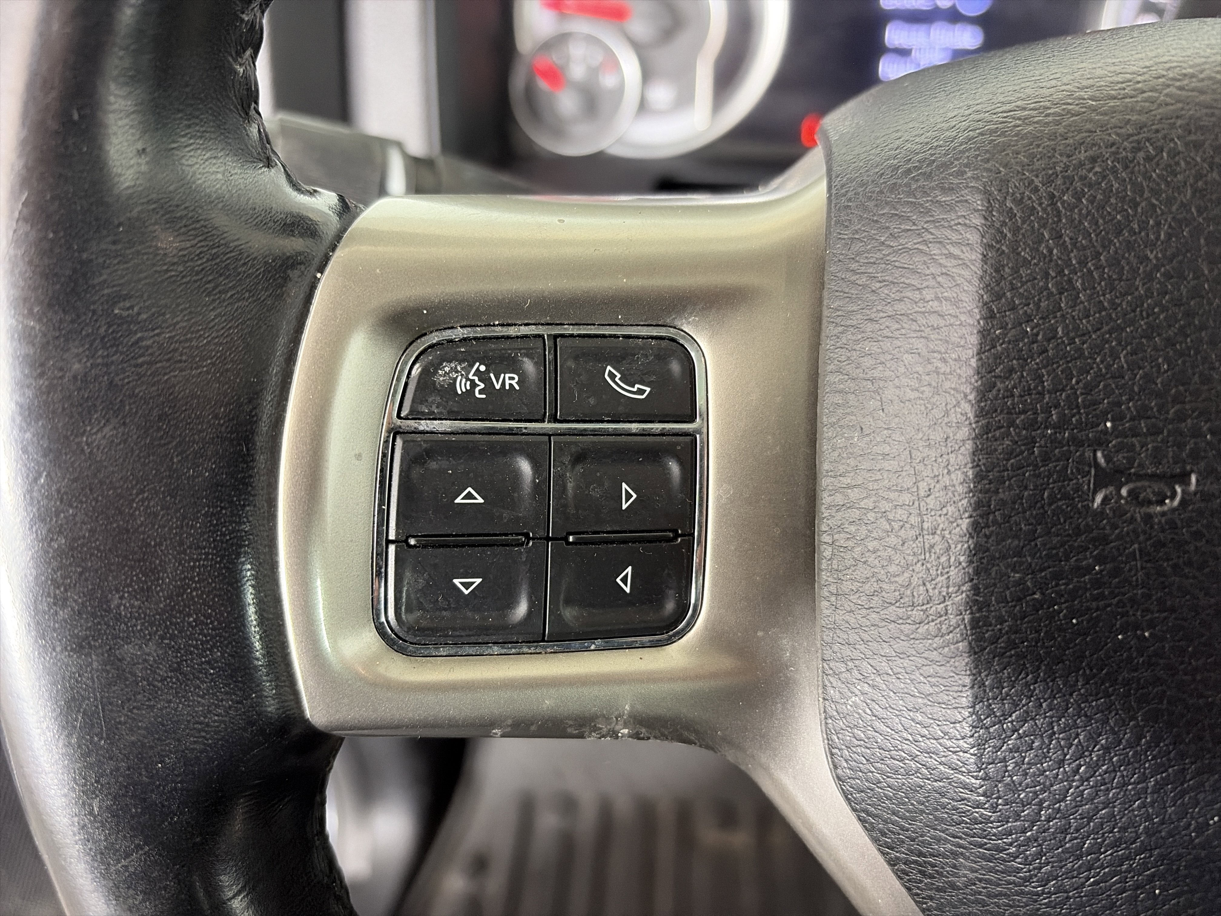 Used 2016 RAM 1500 Laramie w/ Convenience Group image 31