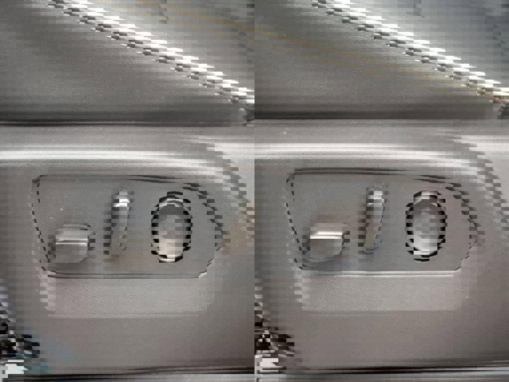 New 2026 Chevrolet Suburban Premier image 13