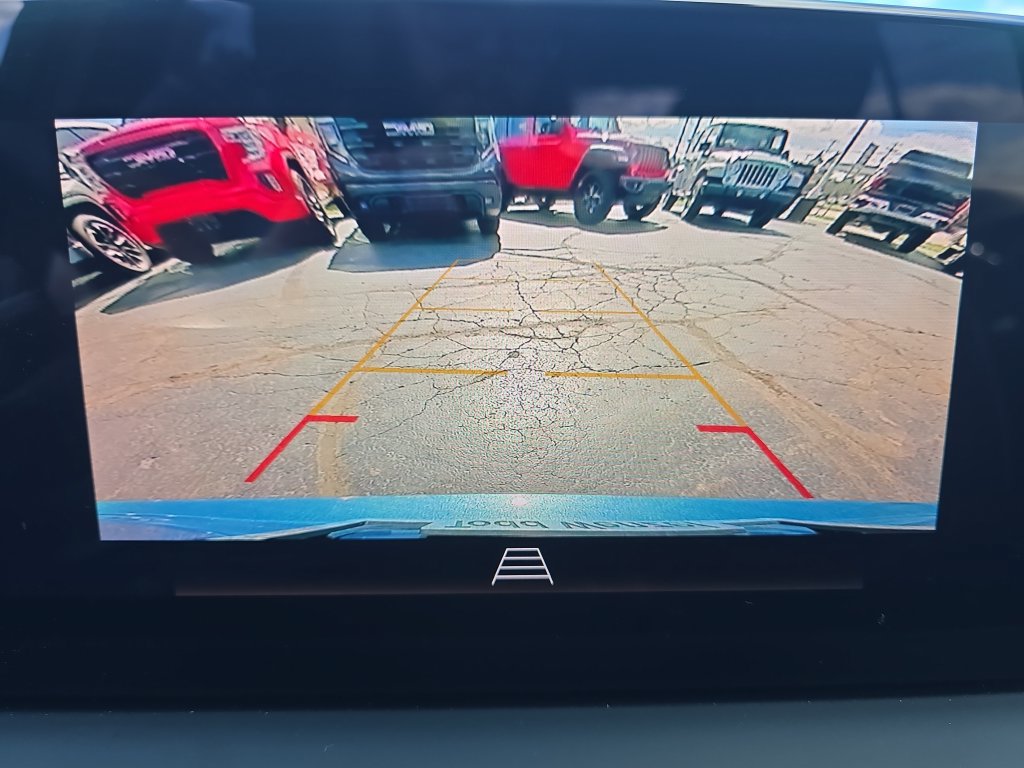 Used 2024 Buick Encore GX Avenir w/ Avenir Convenience Package FWD image 25