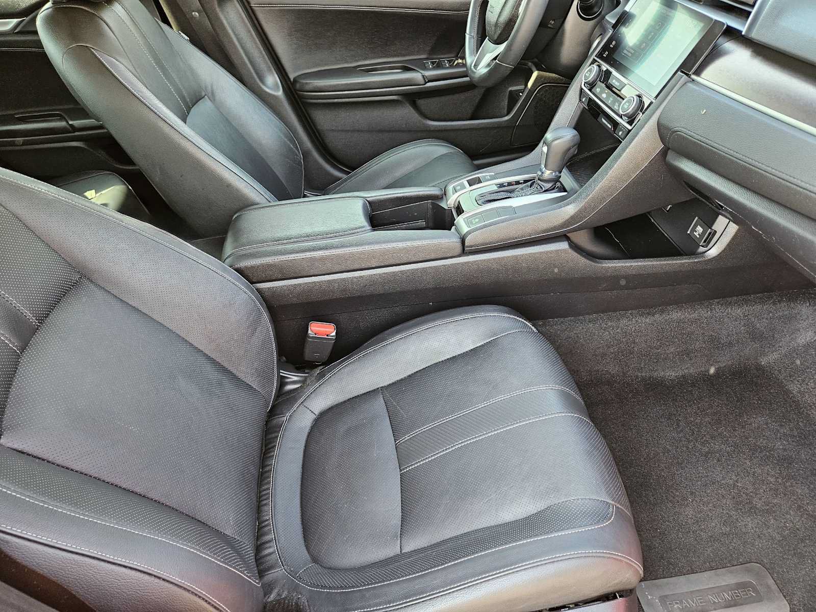 Used 2018 Honda Civic Touring image 14