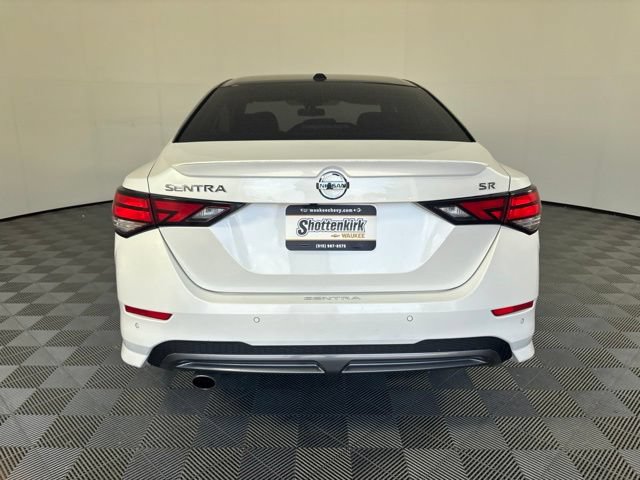 Used 2022 Nissan Sentra SR w/ SR Premium Package FWD image 39