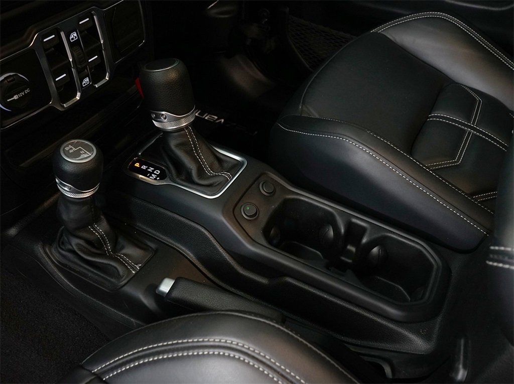 Used 2020 Jeep Wrangler Unlimited Sport S image 18