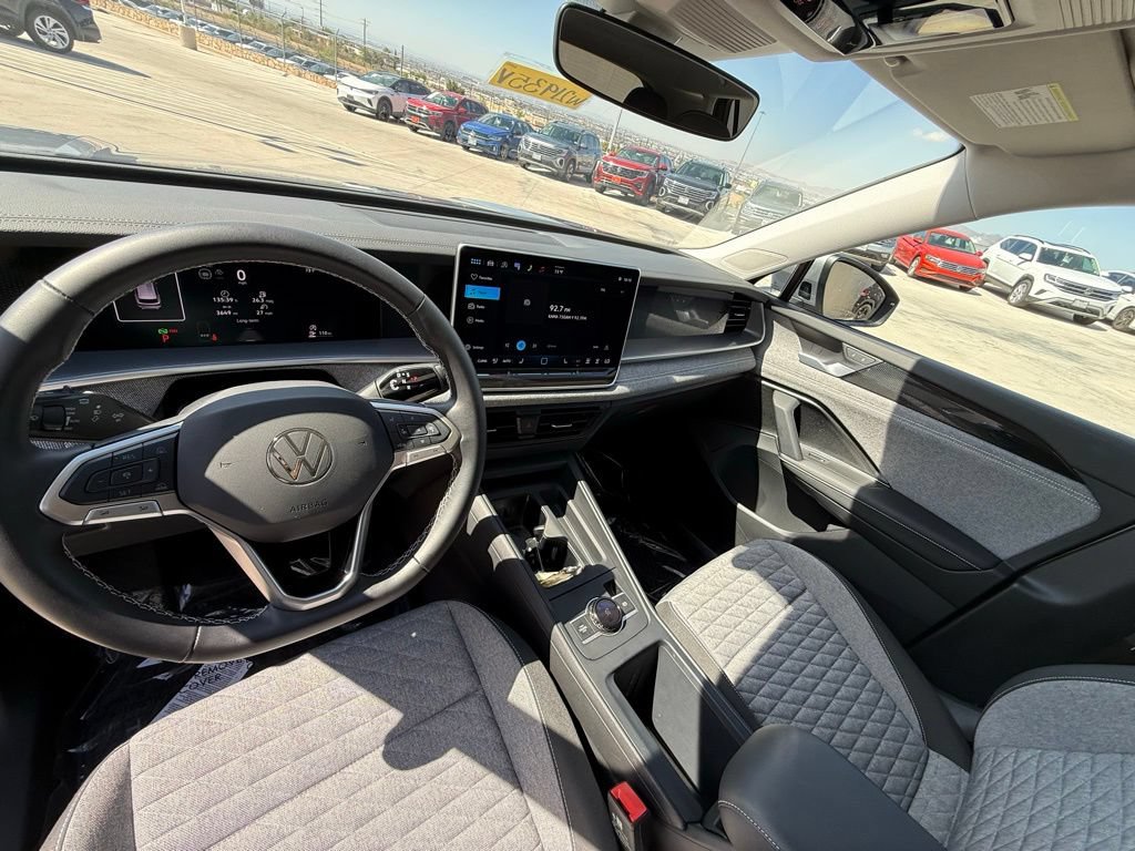 Certified 2025 Volkswagen Tiguan S FWD image 12