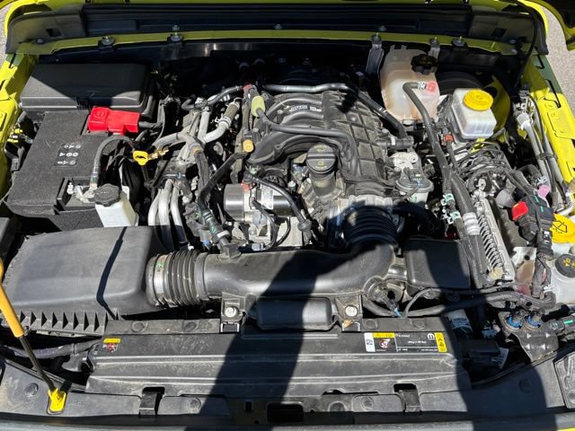 Used 2023 Jeep Wrangler Unlimited Rubicon w/ Cold Weather Group AWD/4WD image 10
