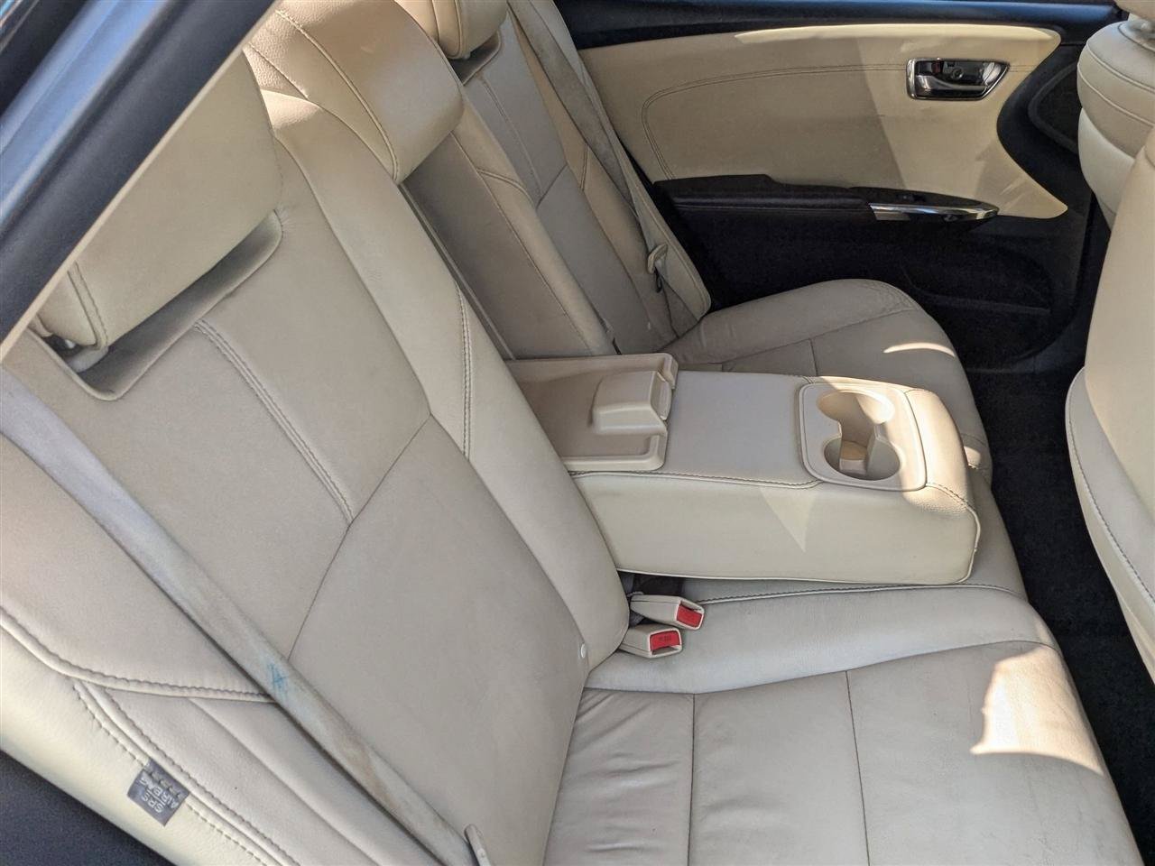 Used 2013 Toyota Avalon XLE Touring FWD image 30