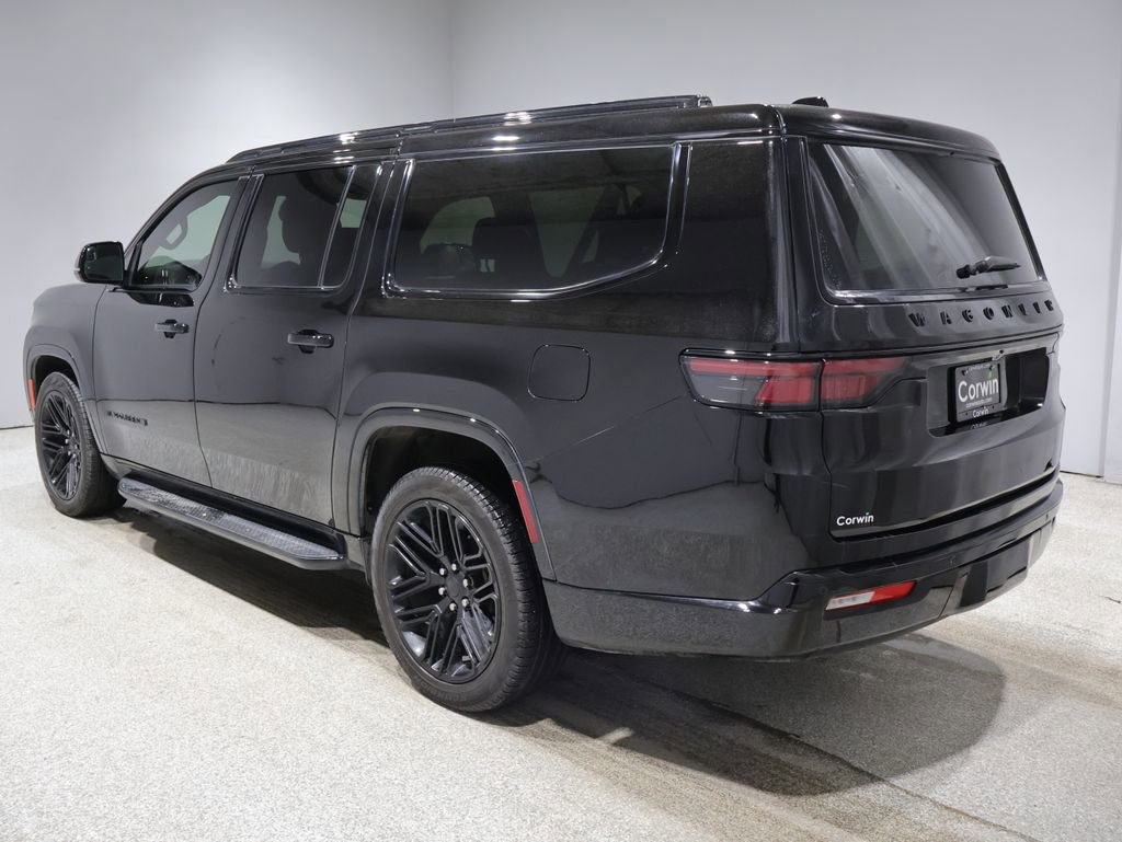 Used 2024 Jeep Wagoneer L Series II image 4