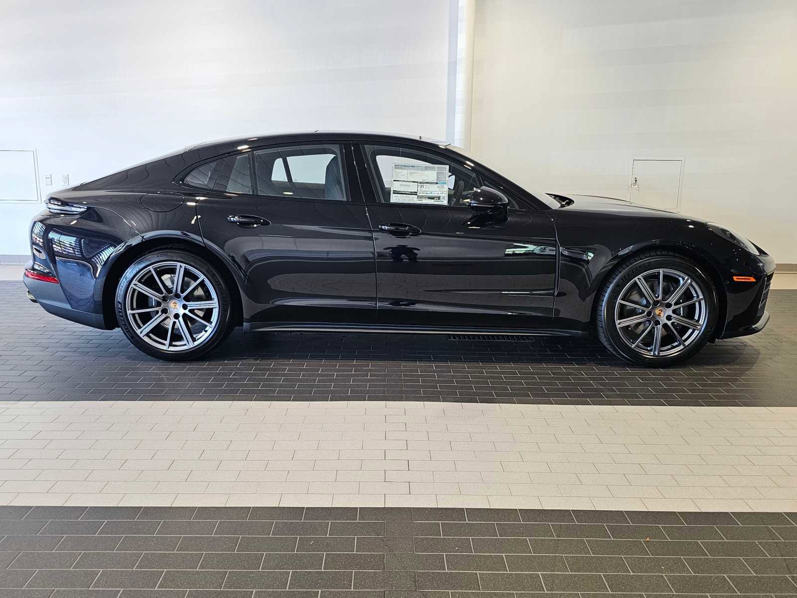 New 2024 Porsche Panamera 4 AWD/4WD image 8