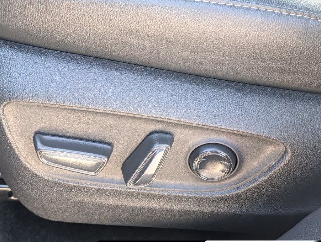 Certified 2024 Toyota Grand Highlander AWD image 25