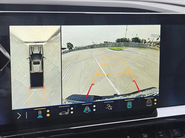 Certified 2025 Chevrolet Silverado 2500 ZR2 w/ Technology Package image 13