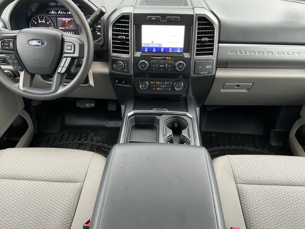 Used 2022 Ford F250 XLT w/ XLT Premium Package AWD/4WD image 3