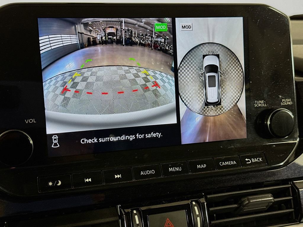 Used 2023 Nissan Pathfinder SL image 13