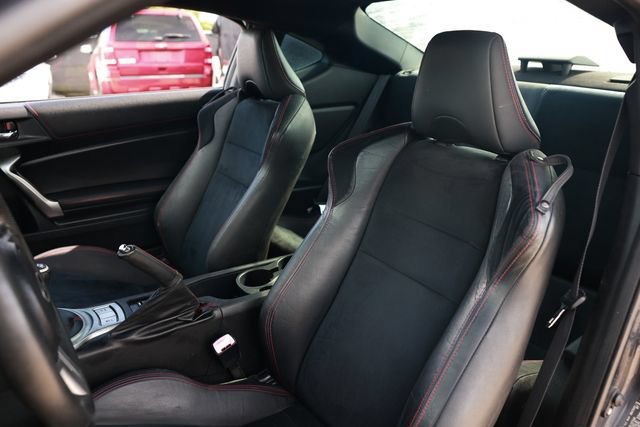 Used 2013 Subaru BRZ Limited w/ Popular Pkg 1B RWD image 9