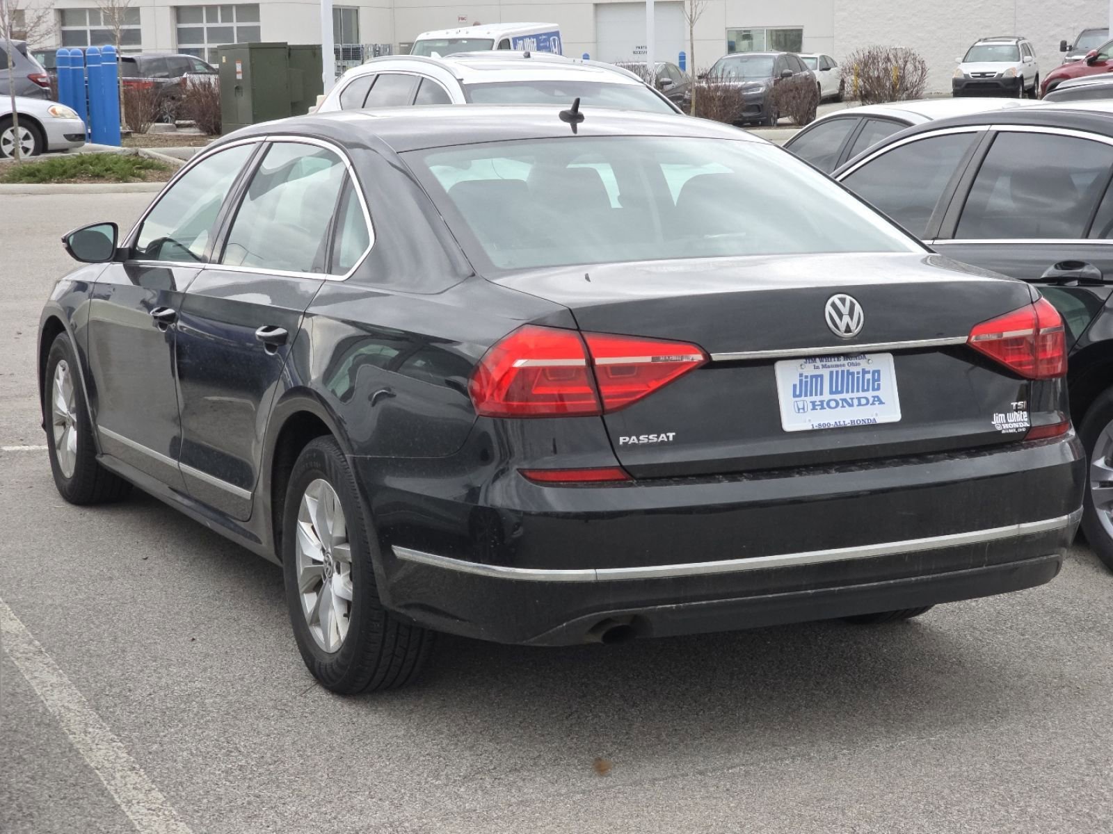 Used 2016 Volkswagen Passat 1.8T S image 4